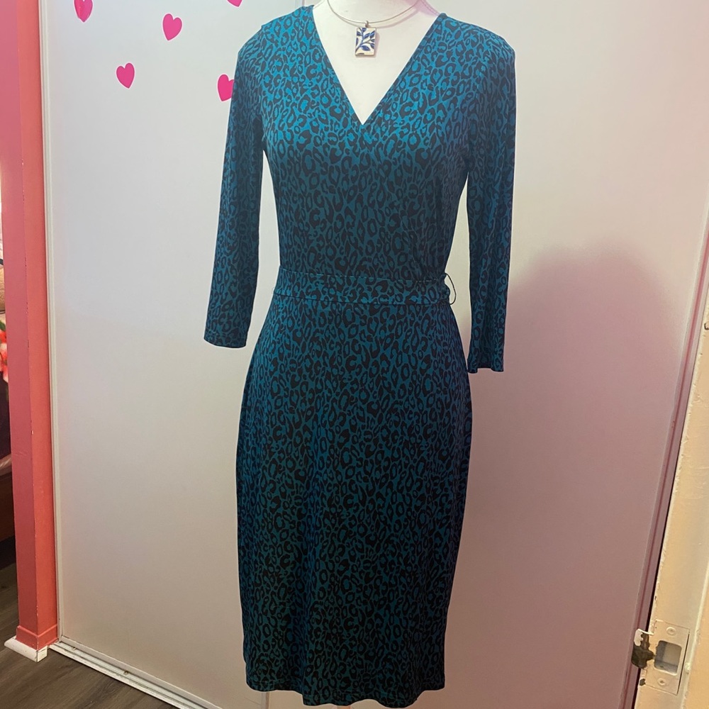 EUC Simone Cheetah Leopard Print Tea Blue Wrap Dress